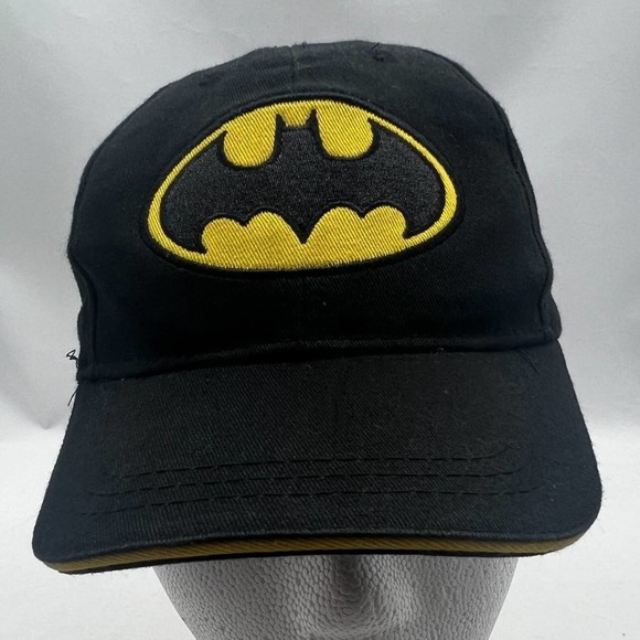 Youth Batman Fitted One‎ Size Hat - Picture 1 of 5